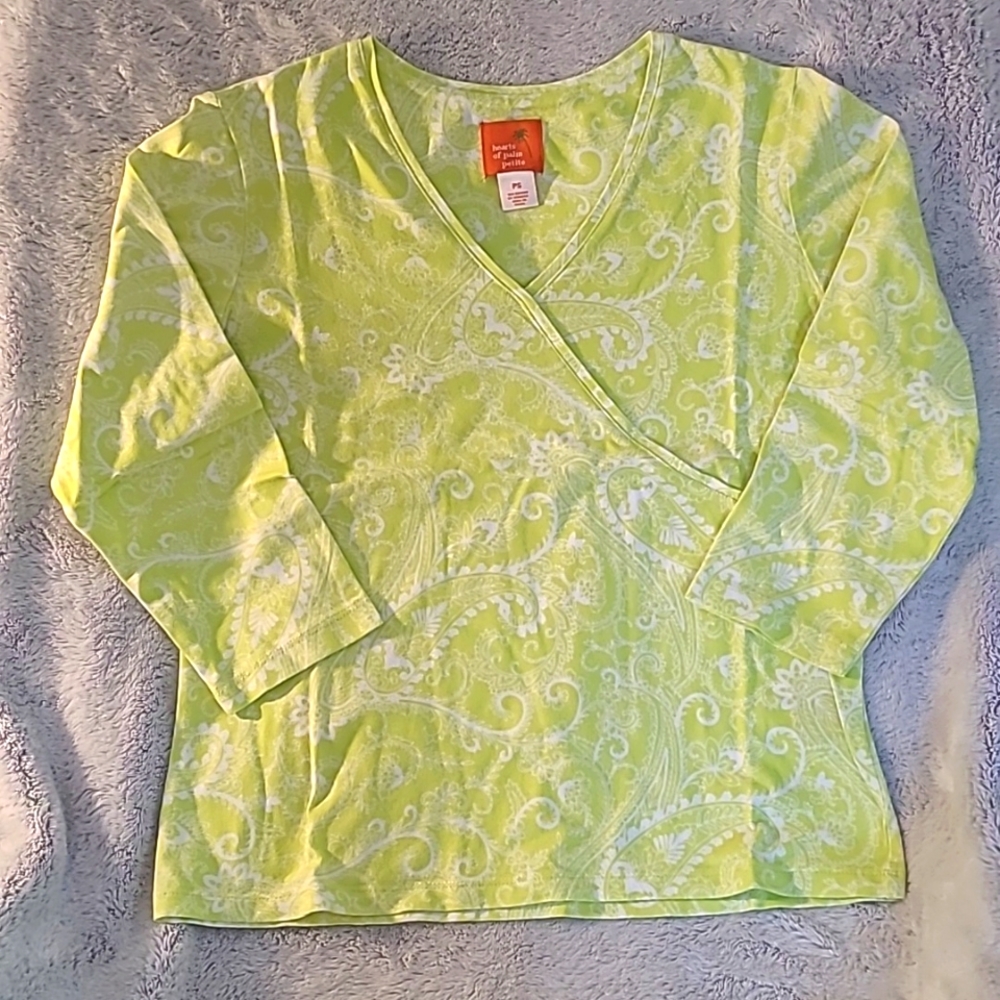 HEARTS OF PALMS Petite  small.  Lime green/white. 3/4 quarter sleeve,100% cotton